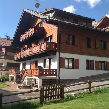 Appartamenti Chedul Selva di Val Gardena Ngoại thất bức ảnh