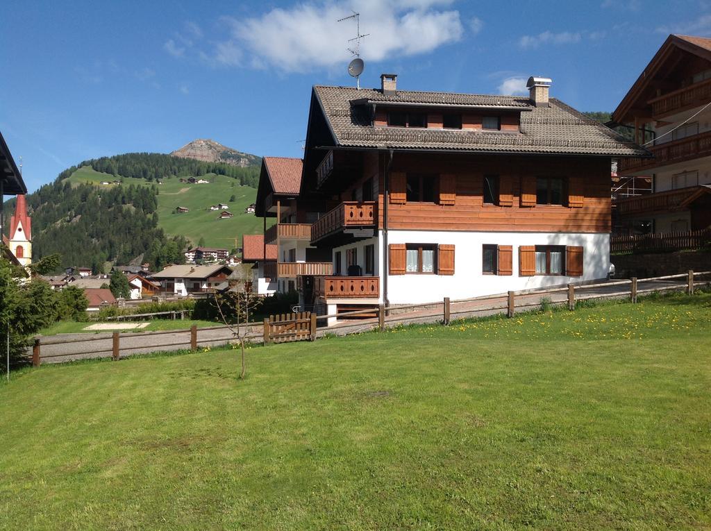 Appartamenti Chedul Selva di Val Gardena Ngoại thất bức ảnh