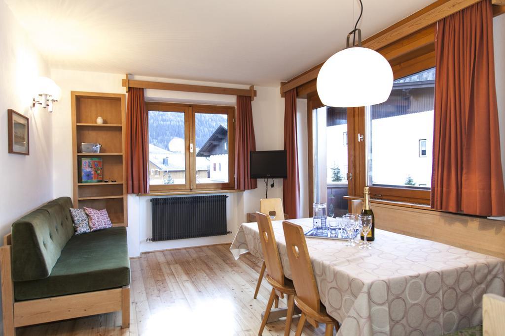 Appartamenti Chedul Selva di Val Gardena Ngoại thất bức ảnh