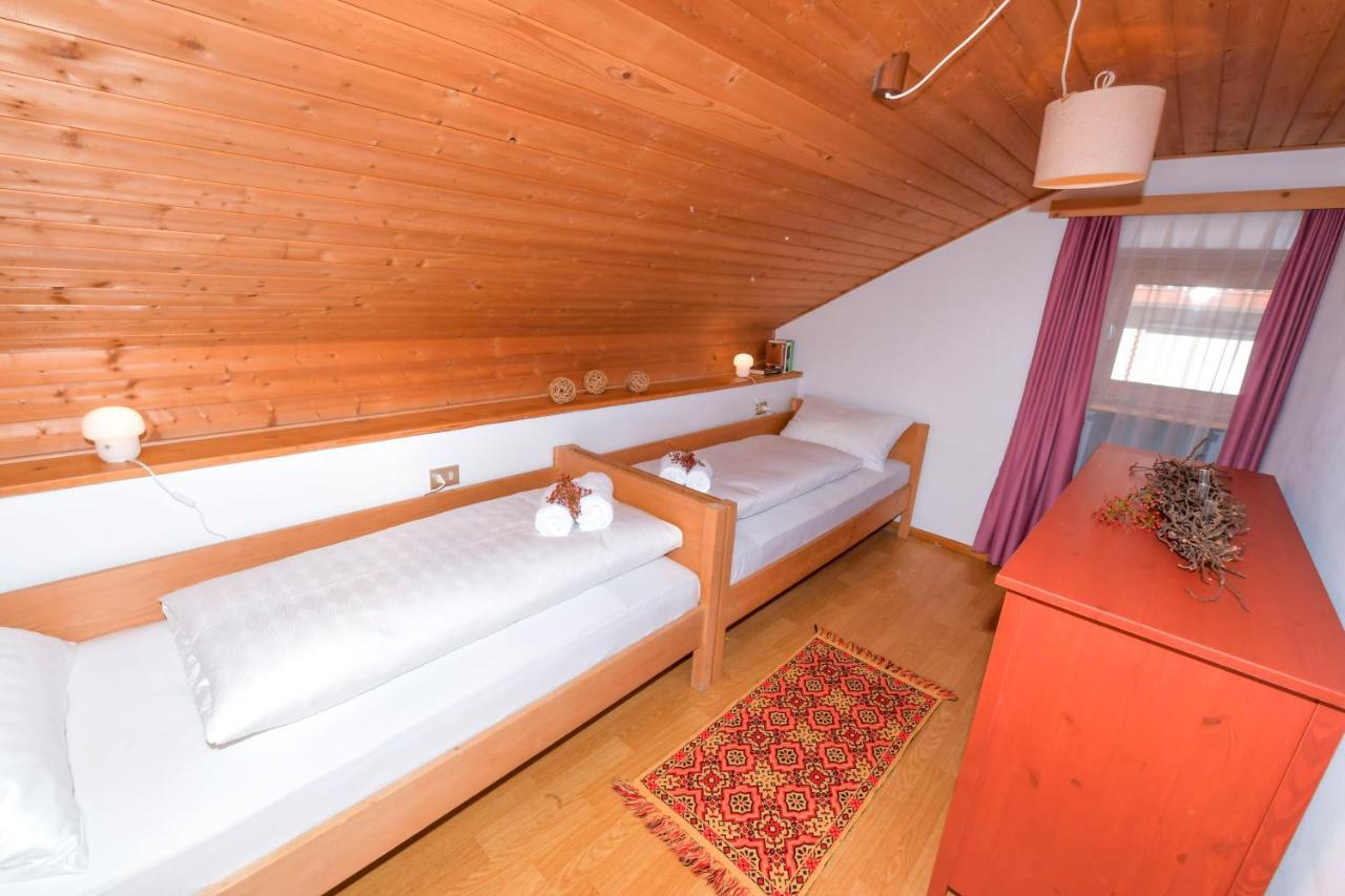 Appartamenti Chedul Selva di Val Gardena Ngoại thất bức ảnh